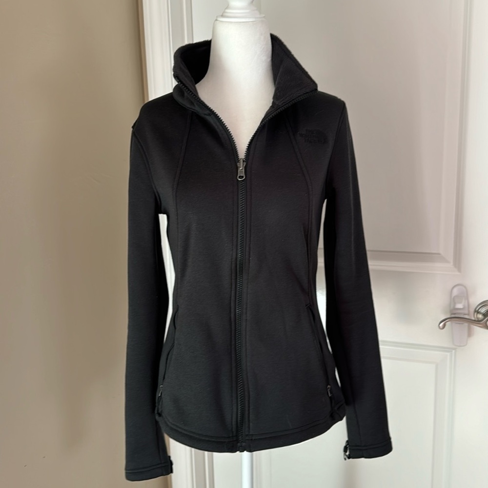 VGUC Thr North Face Black fleece size small